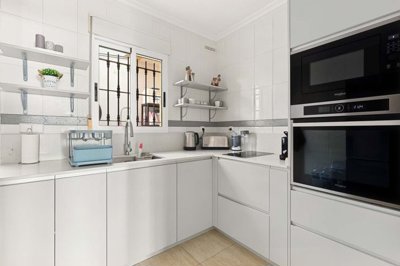 326townhouseforsaleinpilardelahoradada0510261
