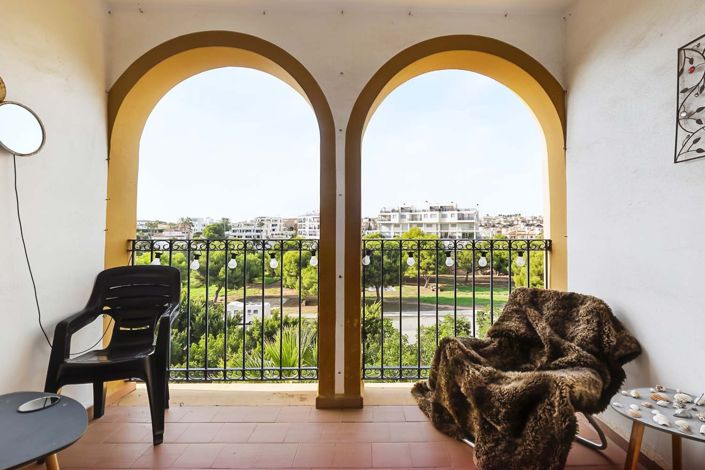 Image No.20-2 Bed Apartment for sale