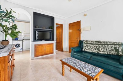 328apartmentforsaleinlazenia071026093616dscf3