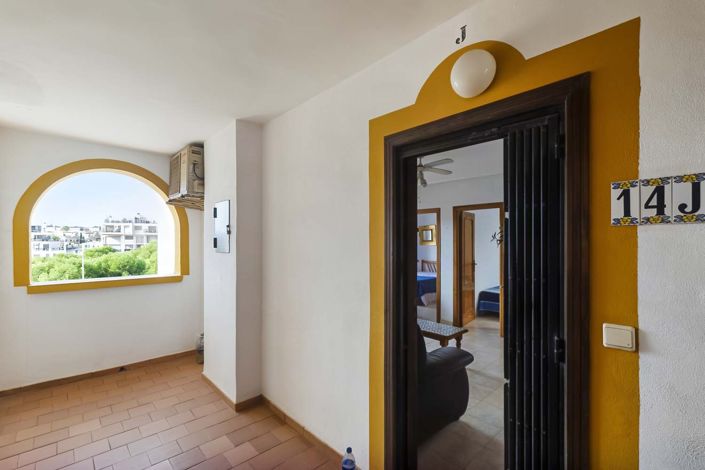 Image No.24-2 Bed Apartment for sale