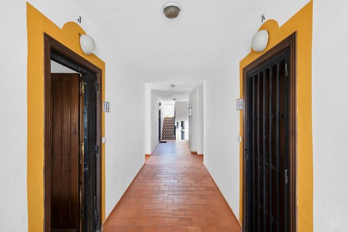 Image No.25-2 Bed Apartment for sale