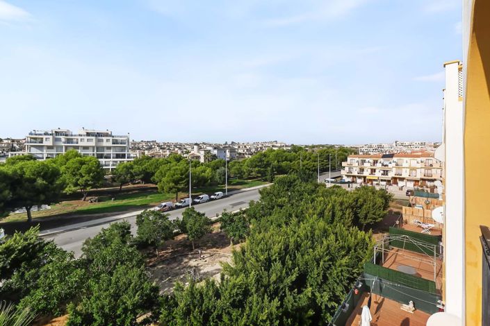 Image No.32-2 Bed Apartment for sale