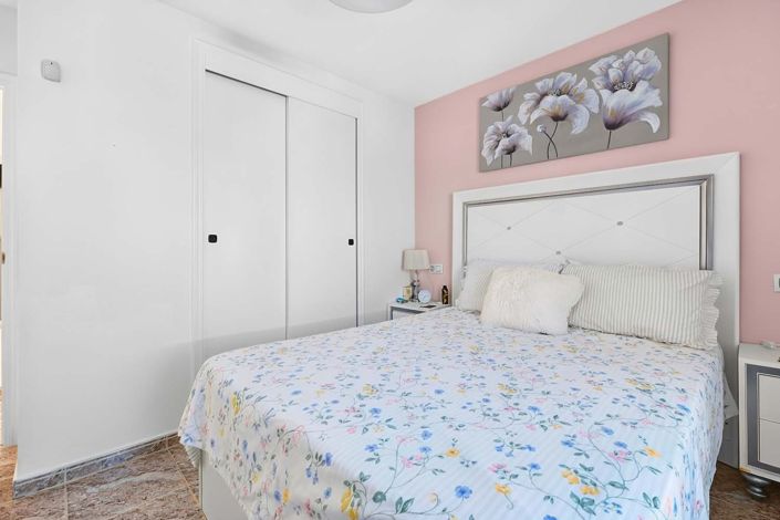 Image No.27-3 Bed Villa for sale