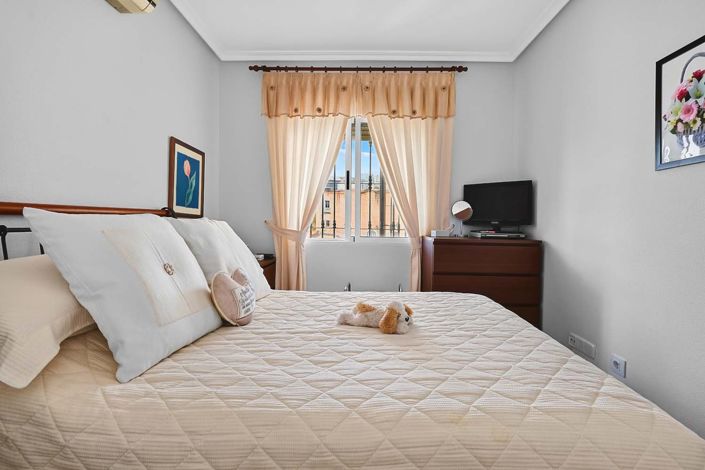 Image No.14-2 Bed Villa for sale