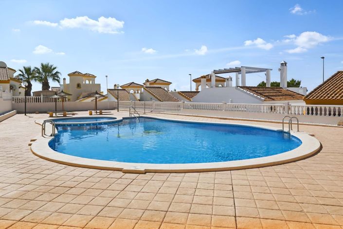 Image No.3-2 Bed Villa for sale