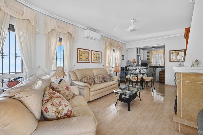 Image No.4-2 Bed Villa for sale