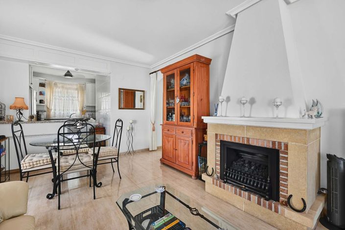 Image No.6-2 Bed Villa for sale
