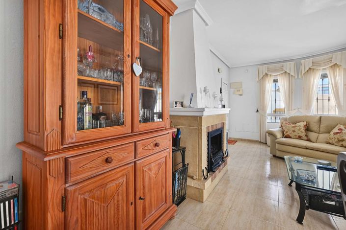 Image No.9-2 Bed Villa for sale