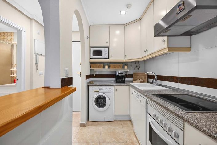 Image No.11-2 Bed Apartment for sale