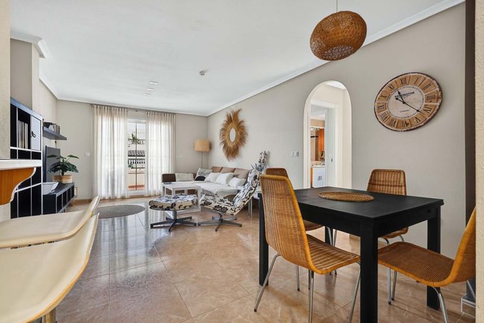 Image No.8-2 Bed Apartment for sale