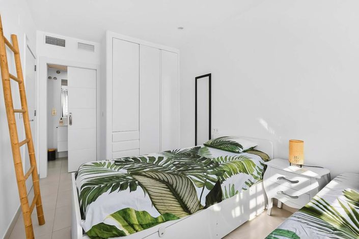 Image No.20-Apartamento con 2 dormitorios en venta