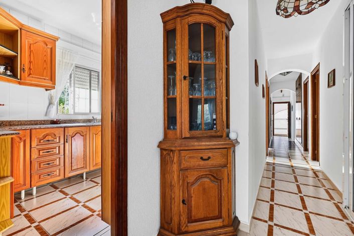 Image No.13-4 Bed Villa for sale
