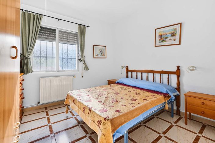 Image No.24-4 Bed Villa for sale