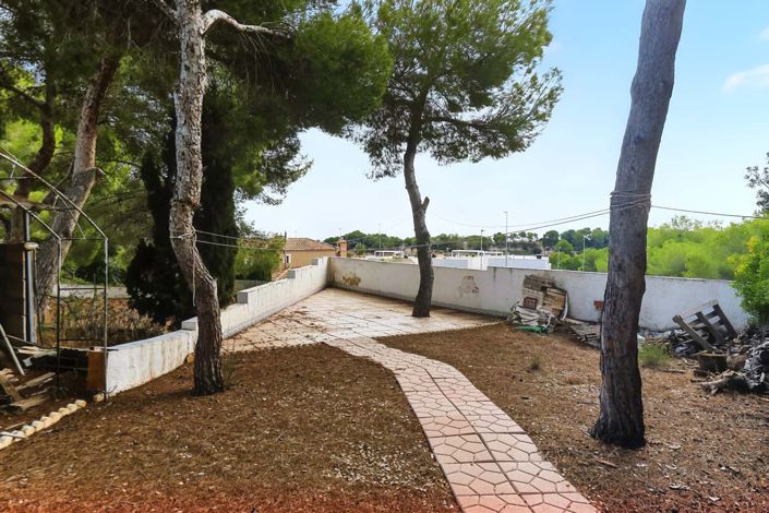 Image No.40-4 Bed Villa for sale