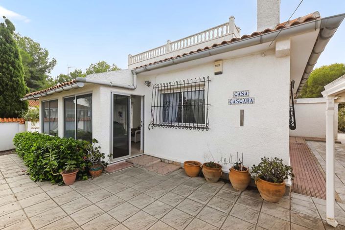 Image No.44-4 Bed Villa for sale