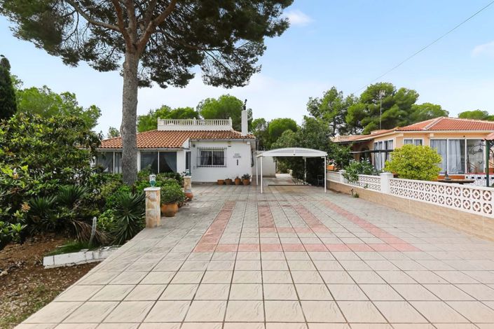 Image No.48-4 Bed Villa for sale
