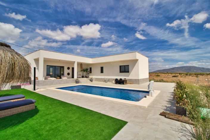 Image No.12-3 Bed Villa for sale