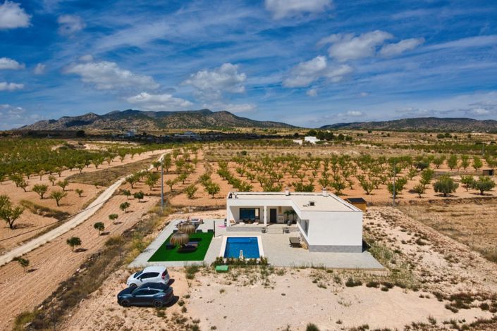 Image No.14-3 Bed Villa for sale