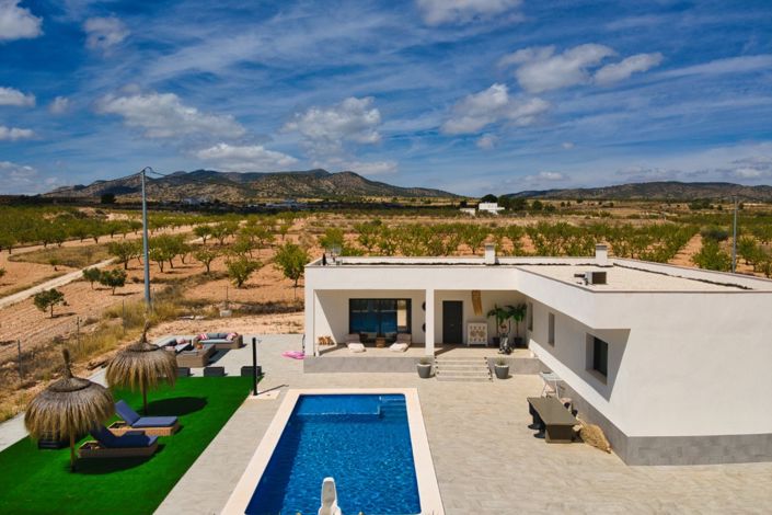 Image No.15-3 Bed Villa for sale