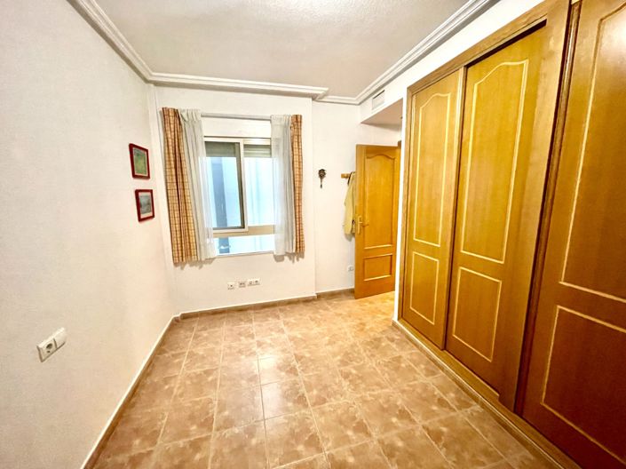 Image No.4-Villa de 3 chambres à vendre à Almoradí