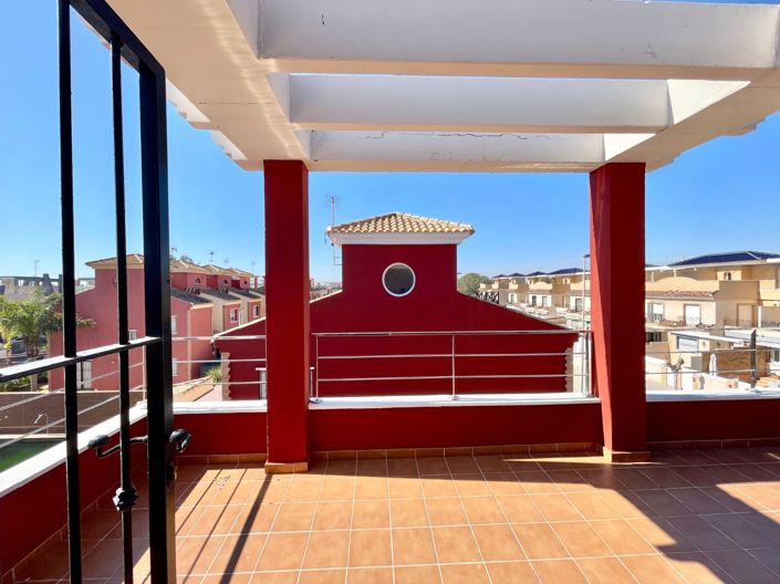 Image No.23-4 Bed Townhouse for sale