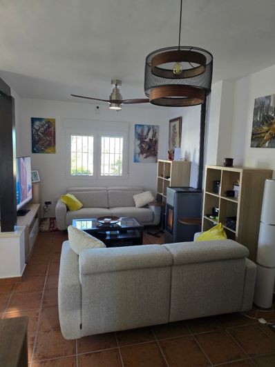 Image No.27-3 Bed Villa for sale