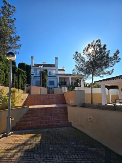 Image No.3-3 Bed Villa for sale
