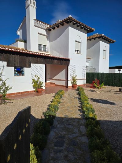 Image No.8-3 Bed Villa for sale