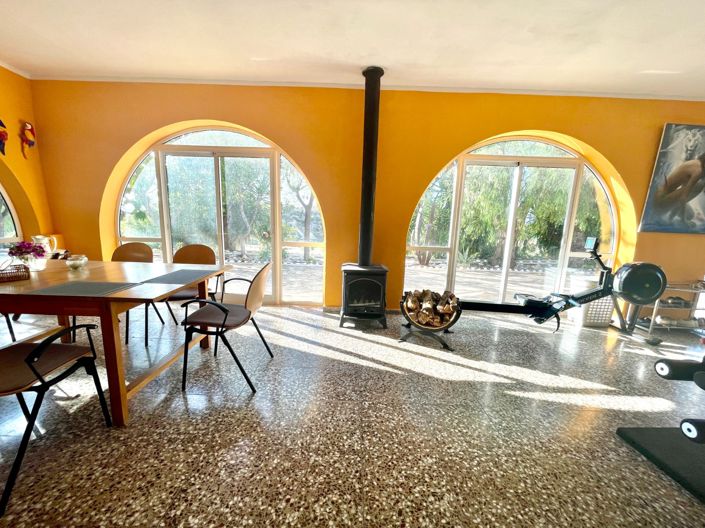 Image No.20-5 Bed Villa for sale