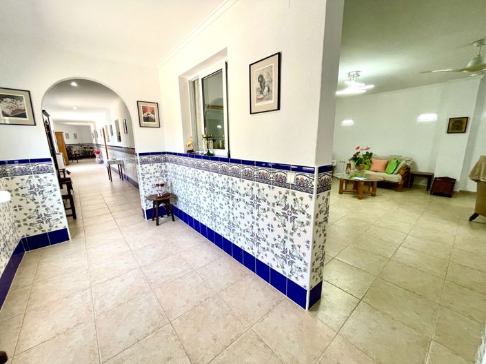 Image No.22-4 Bed Villa for sale