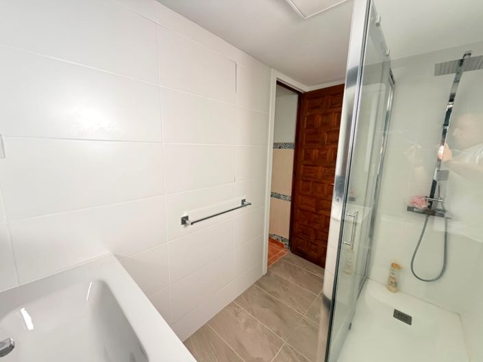 Image No.23-5 Bed Villa for sale
