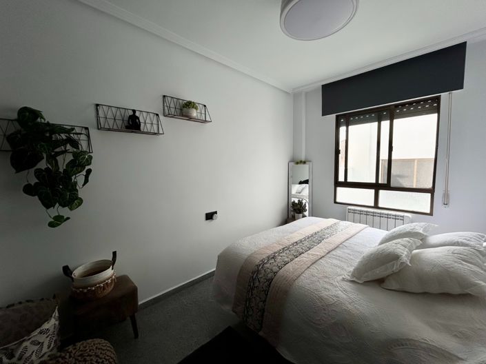 Image No.17-3 Bed Apartment for sale