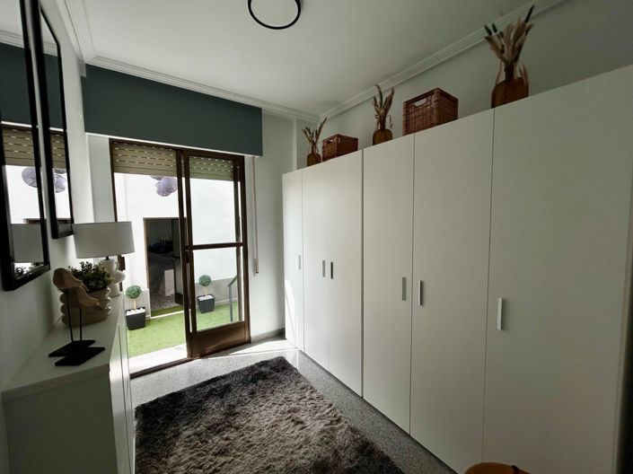Image No.21-3 Bed Apartment for sale