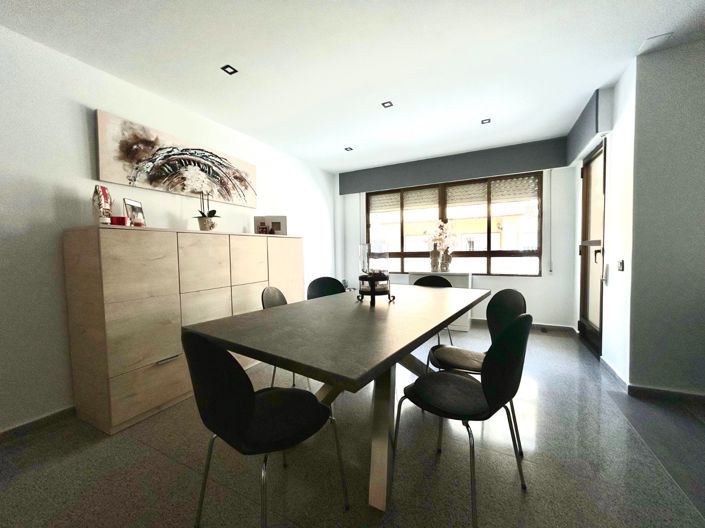 Image No.3-3 Bed Apartment for sale