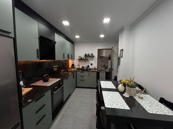 Image No.36-3 Bed Apartment for sale