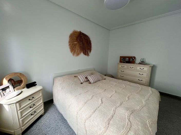 Image No.42-3 Bed Apartment for sale