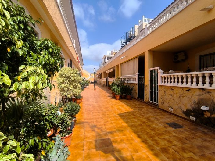 Image No.16-2 Bed Apartment for sale
