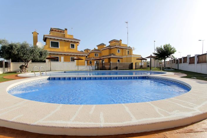 Image No.2-Villa de 2 chambres à vendre à Ciudad Quesada