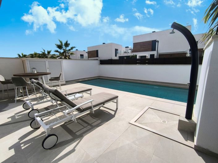 Image No.2-Villa de 3 chambres à vendre à Algorfa