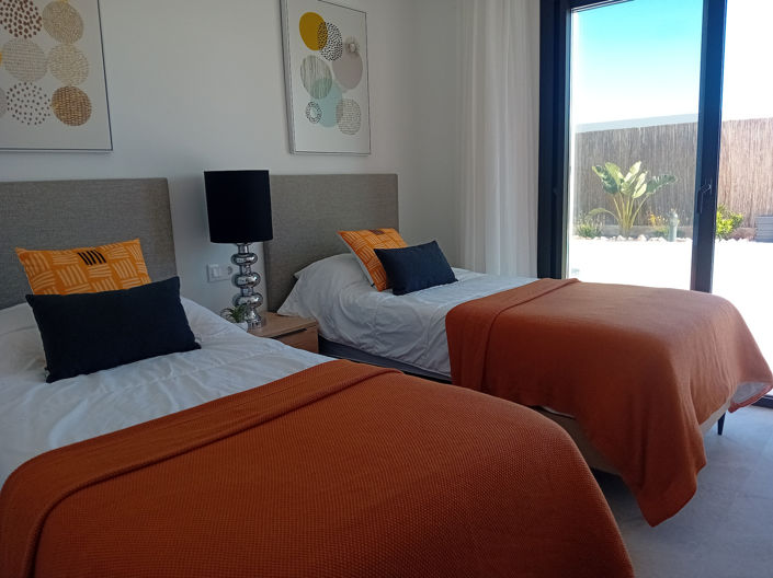 Image No.17-3 Bed Villa for sale