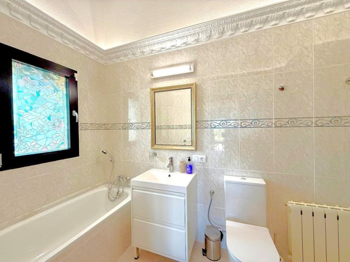 Image No.21-3 Bed Villa for sale