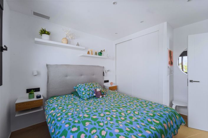 Image No.33-3 Bed Villa for sale