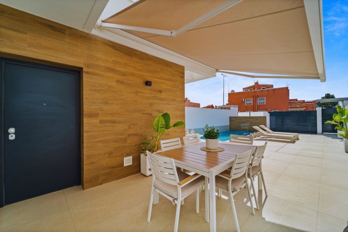 Image No.6-3 Bed Villa for sale