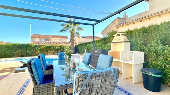 Image No.2-Villa de 3 chambres à vendre à Orihuela Costa