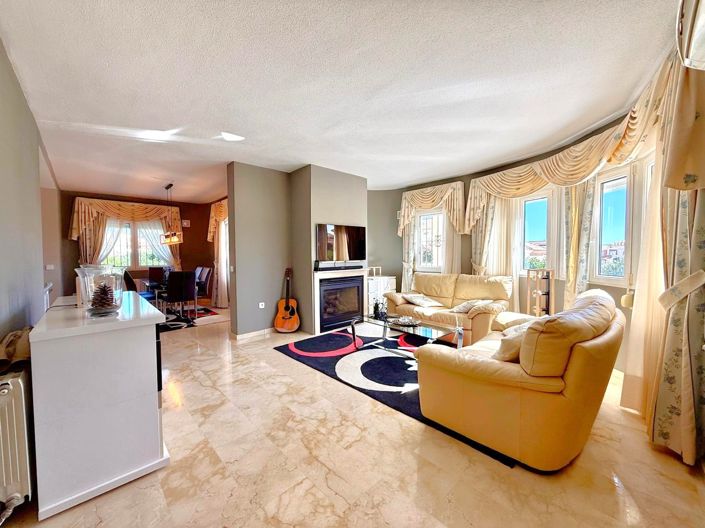 Image No.7-Villa de 3 chambres à vendre à Orihuela Costa