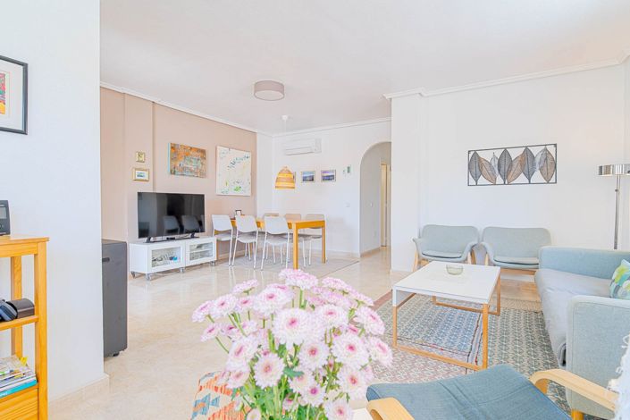Image No.32-3 Bed Townhouse for sale