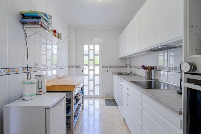Image No.36-3 Bed Townhouse for sale
