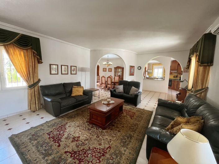 Image No.3-Villa de 4 chambres à vendre à Ciudad Quesada