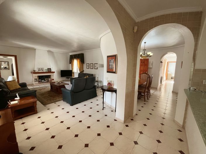 Image No.5-Villa de 4 chambres à vendre à Ciudad Quesada