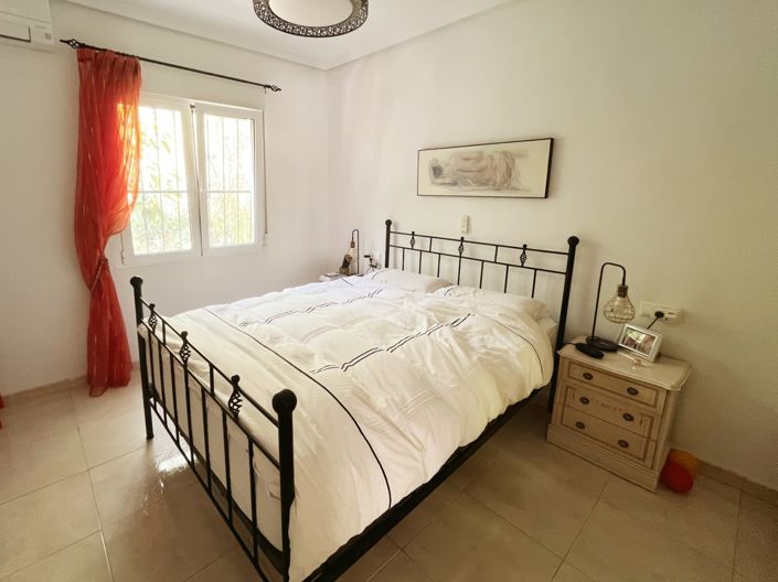 Image No.13-6 Bed Villa for sale